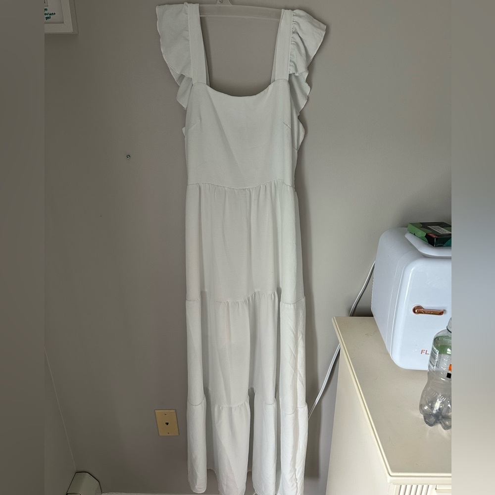 Long white dress